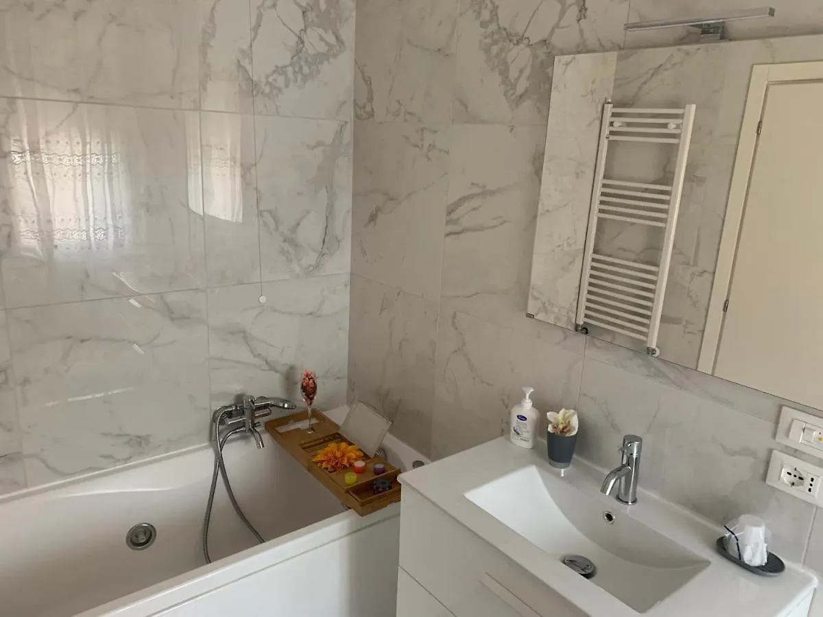 Casa Di Taty B&B Местре Отель типа 